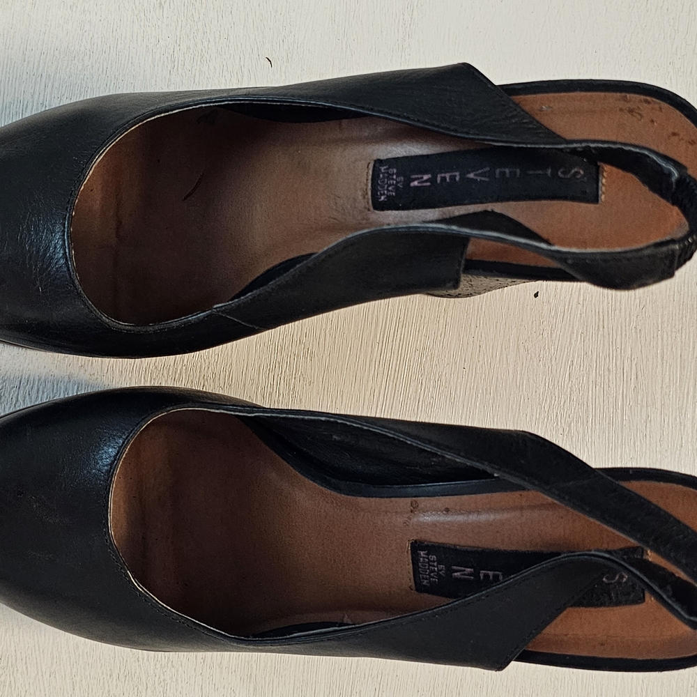 Steve Madden Elegant Black Leather Heels